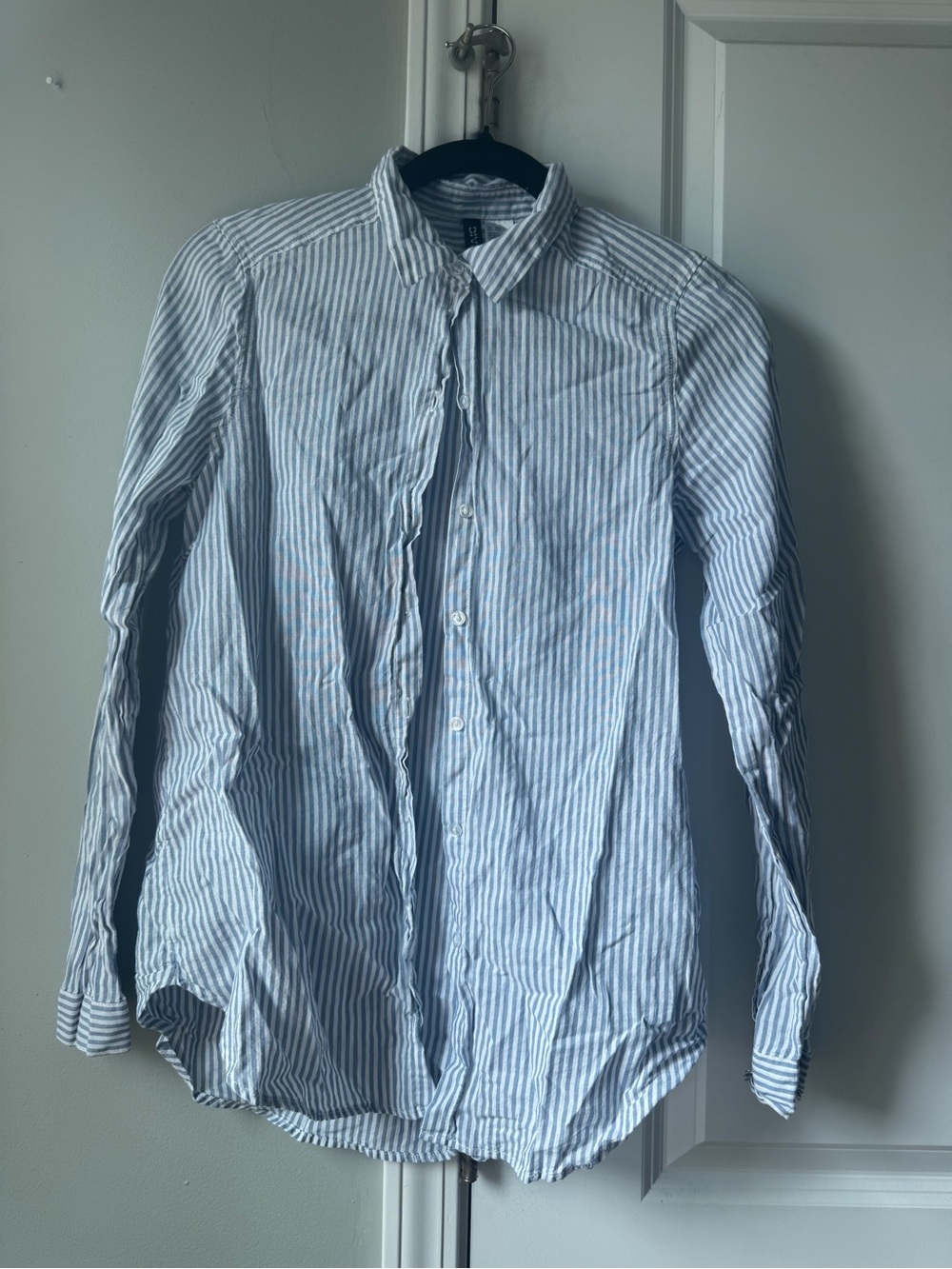 H&M divided blue and white striped button down long sleeve collared blouse xxs